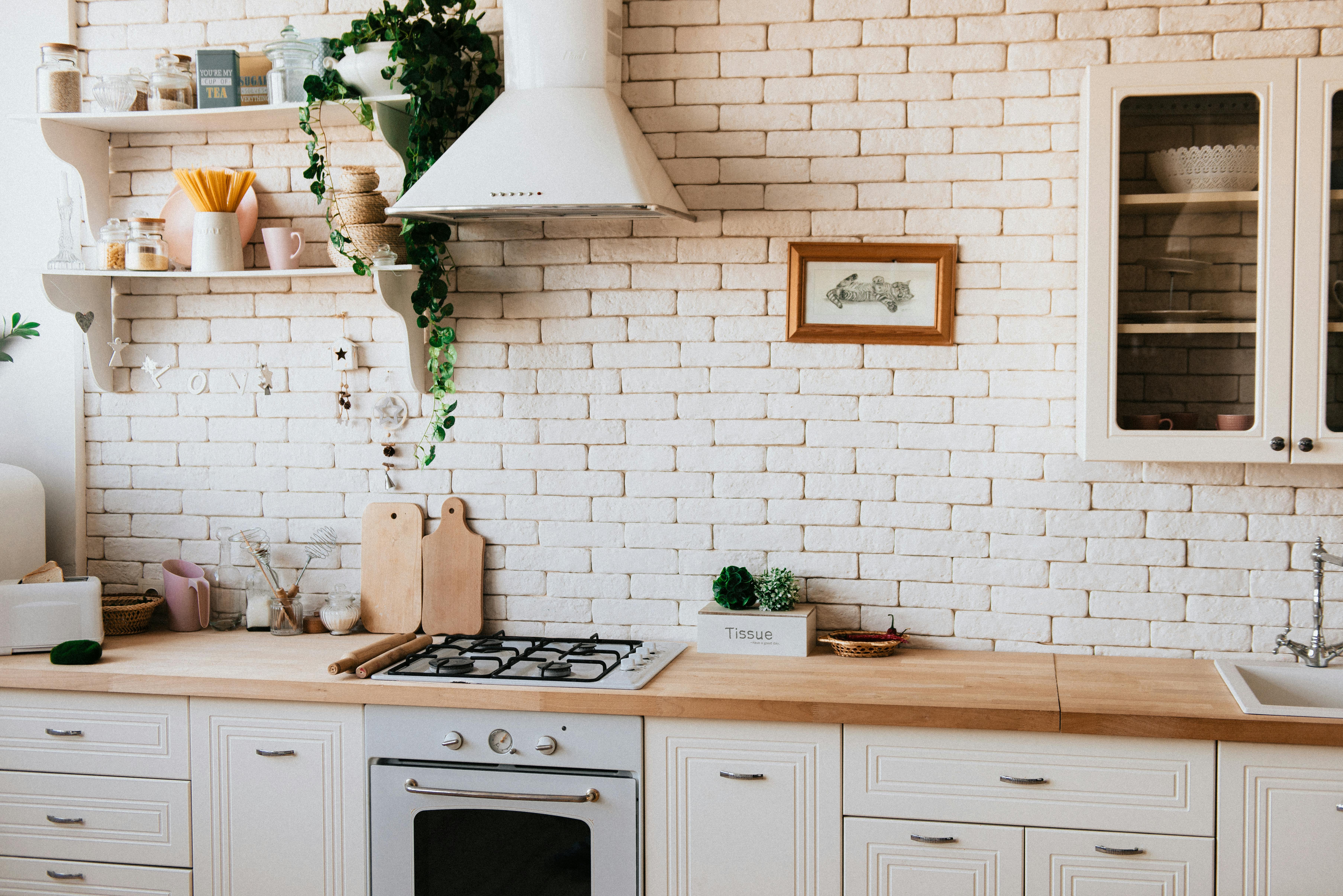 How to Organize Your Kitchen: Tips for a Functional and Tidy Space